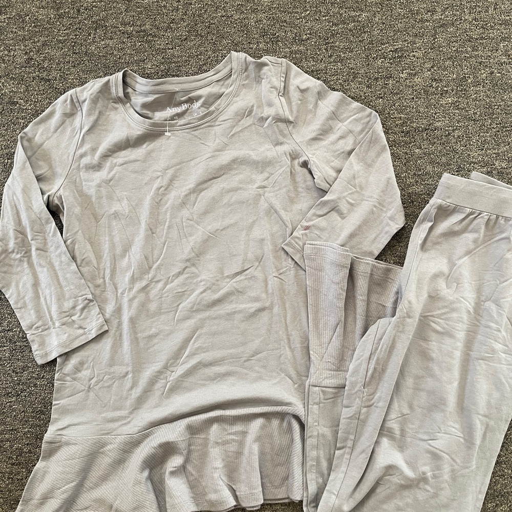 Anybody Pajama Set Grey Size XS wide Leg ruffle Cropped hem - Picture 2 of 13